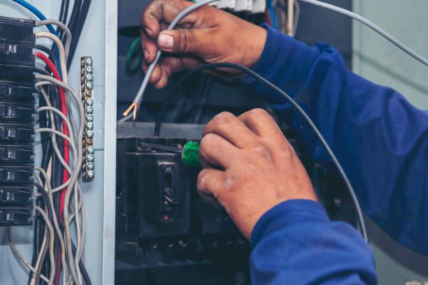 Best 24-Hour Electrician  in Holts Summit, MO